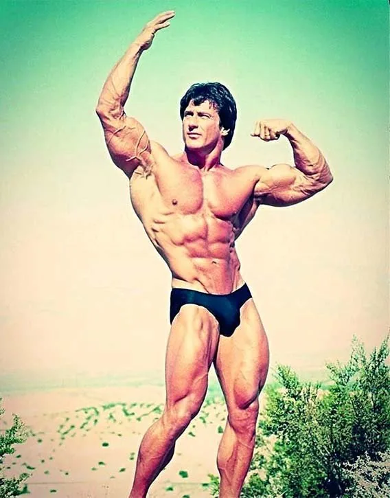 Classic-pose-with-superb-lines