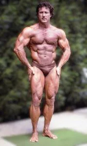 Photograph from Frank Zane's article, Blog 42 – Want to Bulk up?