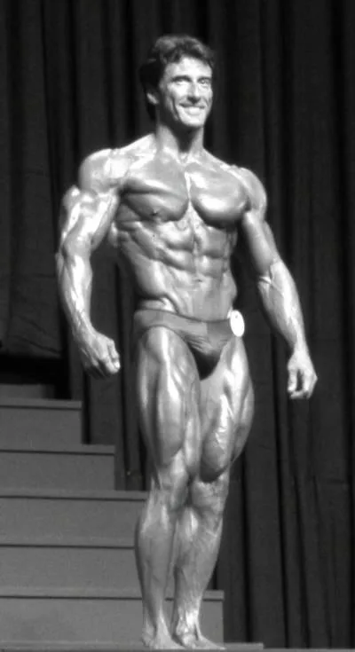 Photograph from Frank Zane's article, Blog 51 – Tri-sets for a refreshing change in your workout